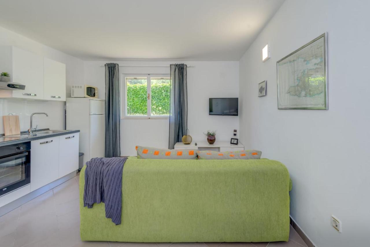 Holiday Home Kalinic Slatine Exterior photo