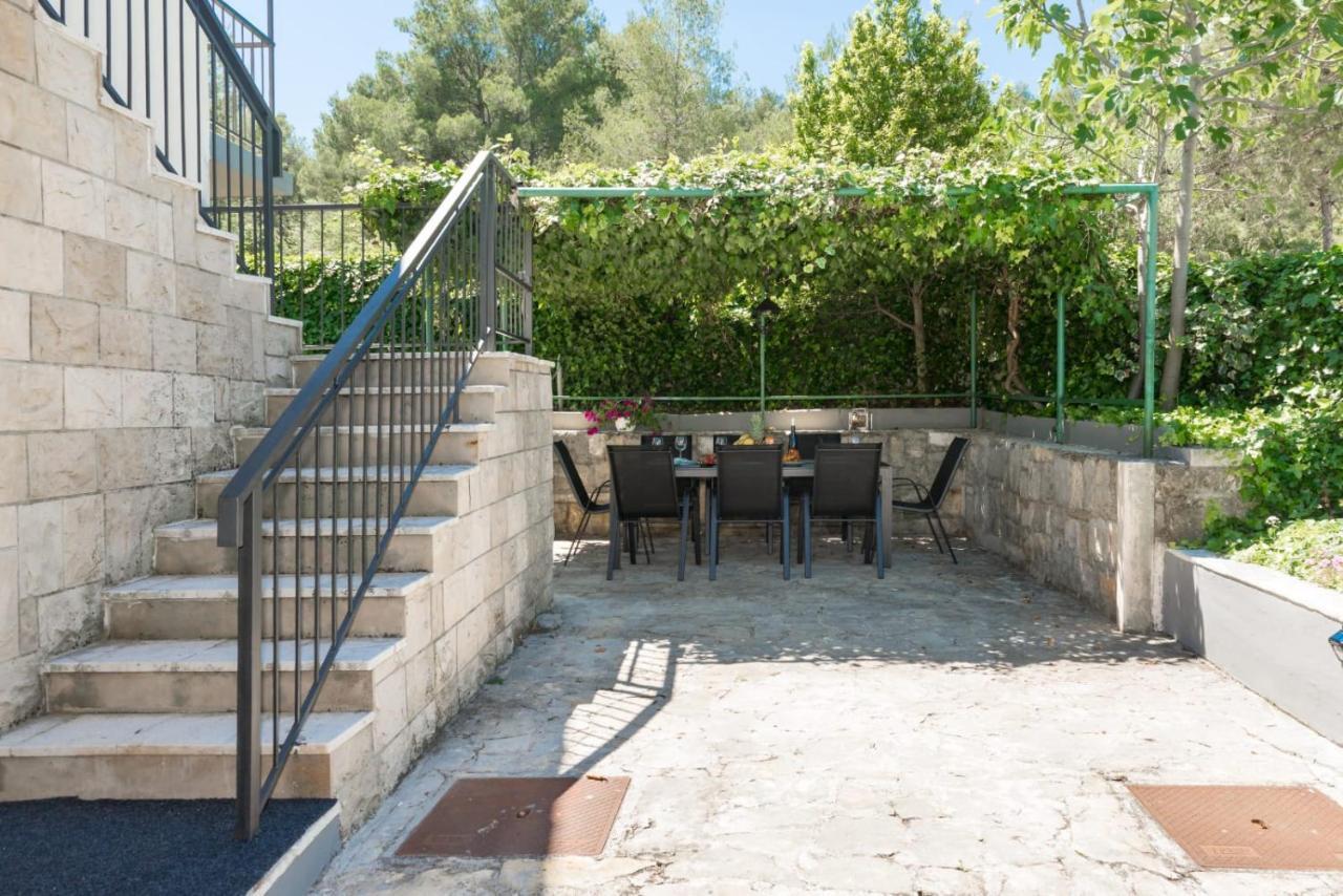 Holiday Home Kalinic Slatine Exterior photo